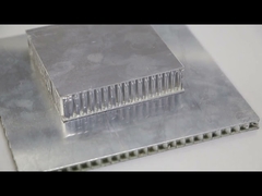 Ancho 1250 mm Hoja de panal de aluminio PVDF a prueba de fuego