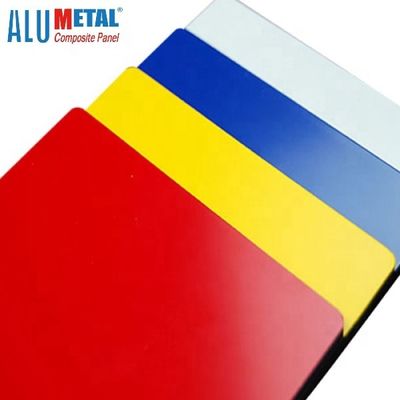El panel compuesto de aluminio clasificado PE del fuego de 0.4M M 1250m m pintó la hoja negra AA3003 del ACP