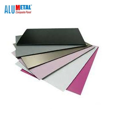 el panel compuesto de aluminio de la fachada de 0.5m m PE anodizó las hojas clasificadas del fuego superficial ACP 2m m