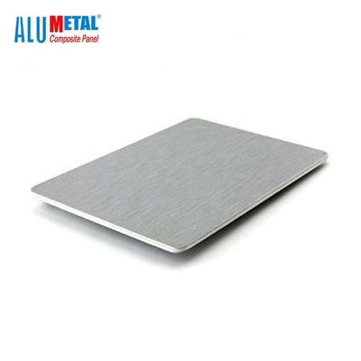 capa perforada el panel compuesto de aluminio ignífugo de la hoja 3004 PE de 1220m m A2 ACP