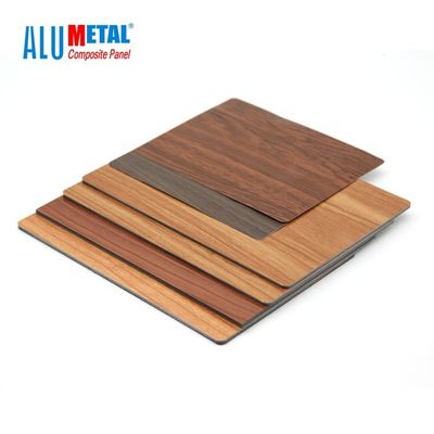 hoja de aluminio FEVE del panel de la división del panel compuesto de aluminio 5800m m de madera de 4m m