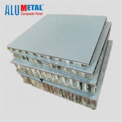 Hoja de aluminio 2200m m del panel del panal del polipropileno incombustible A2 1.5m m