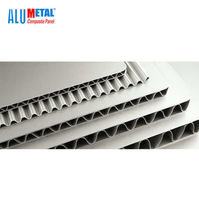 B1 ignifugan el apartadero de aluminio acanalado del PE artesonan 0,5 milímetros de parásitos atmosféricos antis de la hoja de aluminio gruesa