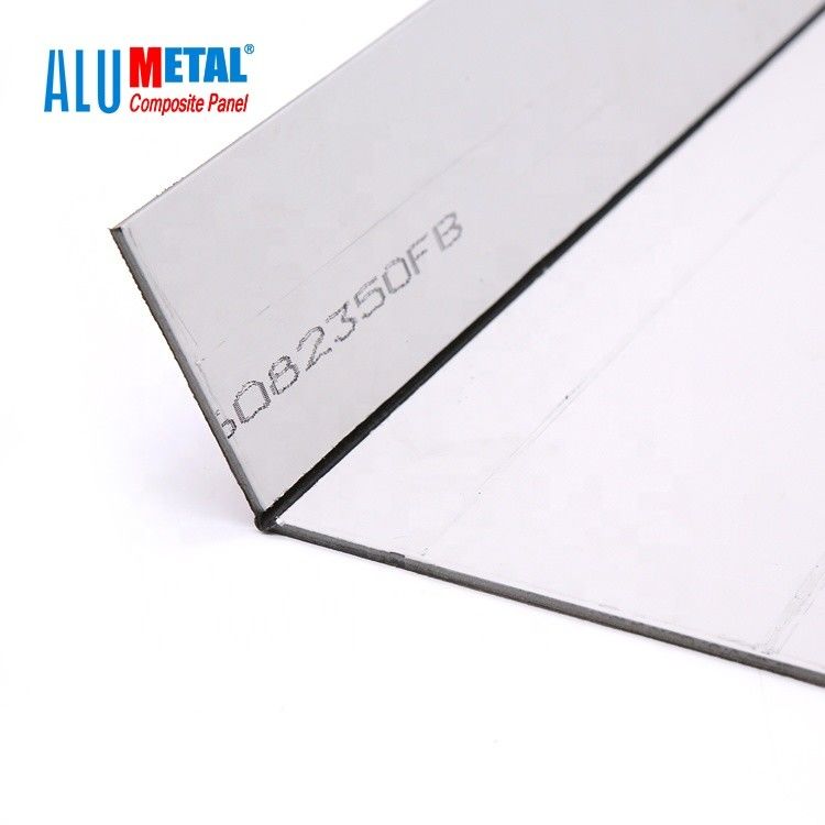 La hoja compuesta de aluminio del espejo del panel ACP de Dibond 3m m PVDF anodizó la superficie para la publicidad