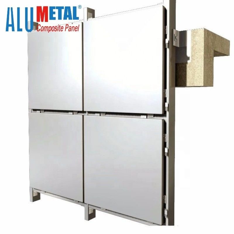 AA1050 10m m coloreó la chapa de aluminio que el panel compuesto 4x8 cubre